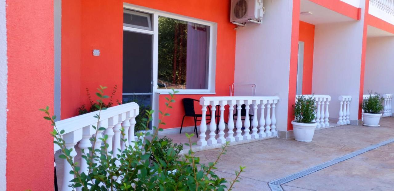 Hotel Afrodita Dimitrovgrad Bg Экстерьер фото