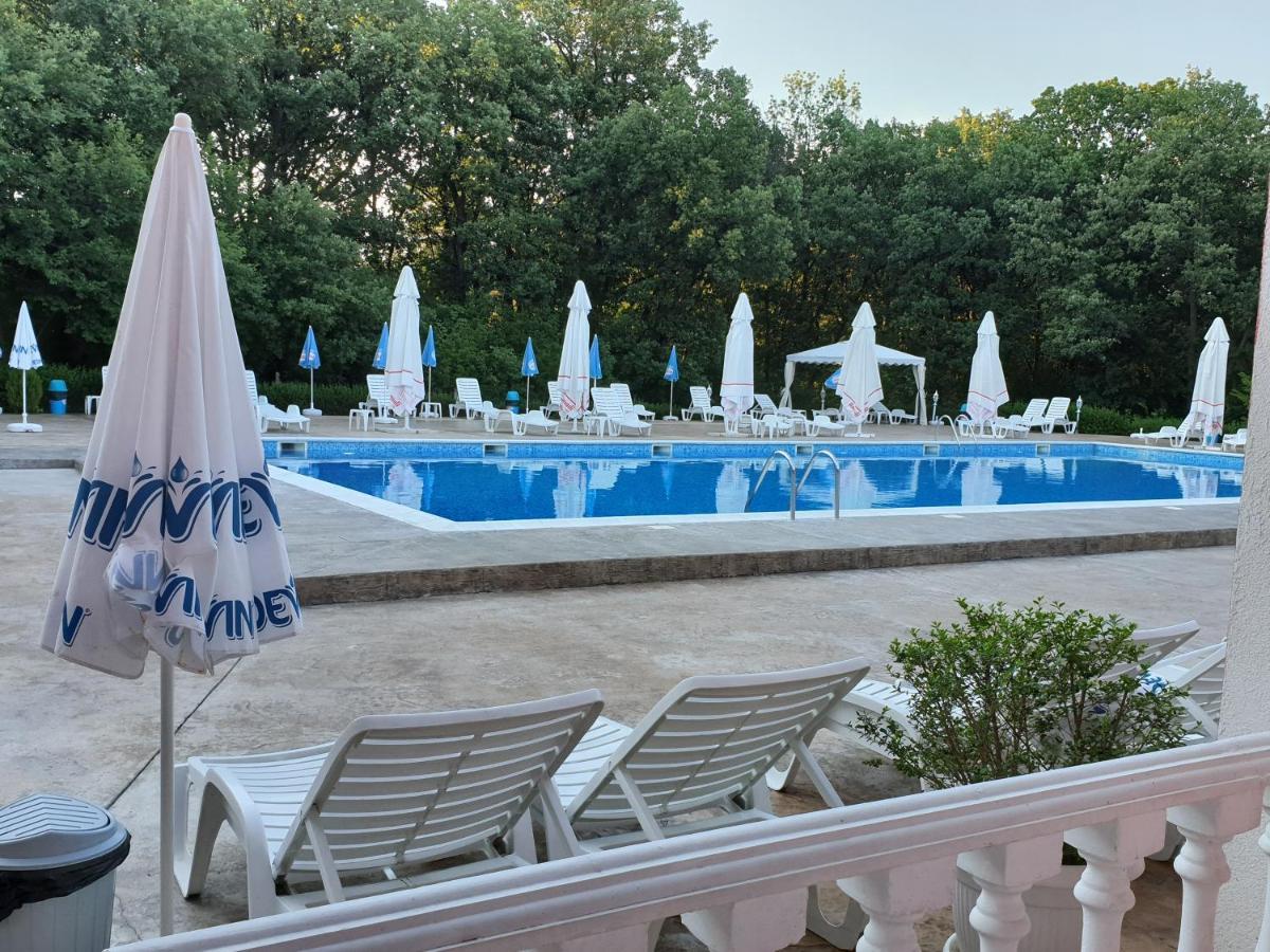 Hotel Afrodita Dimitrovgrad Bg Экстерьер фото