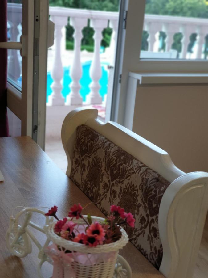 Hotel Afrodita Dimitrovgrad Bg Экстерьер фото